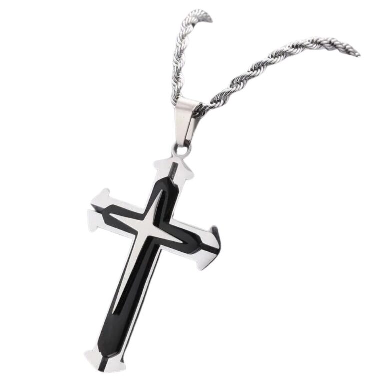 Stylish Cross Pendant Necklace